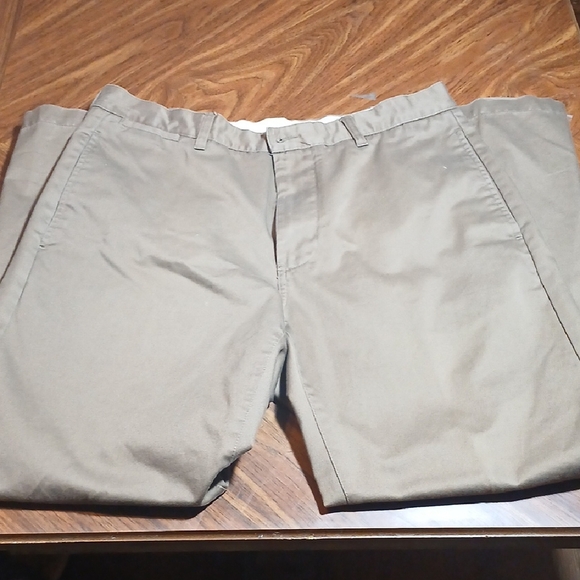 GAP Tan Chinos Flat Front Straight Cut - Picture 1 of 4